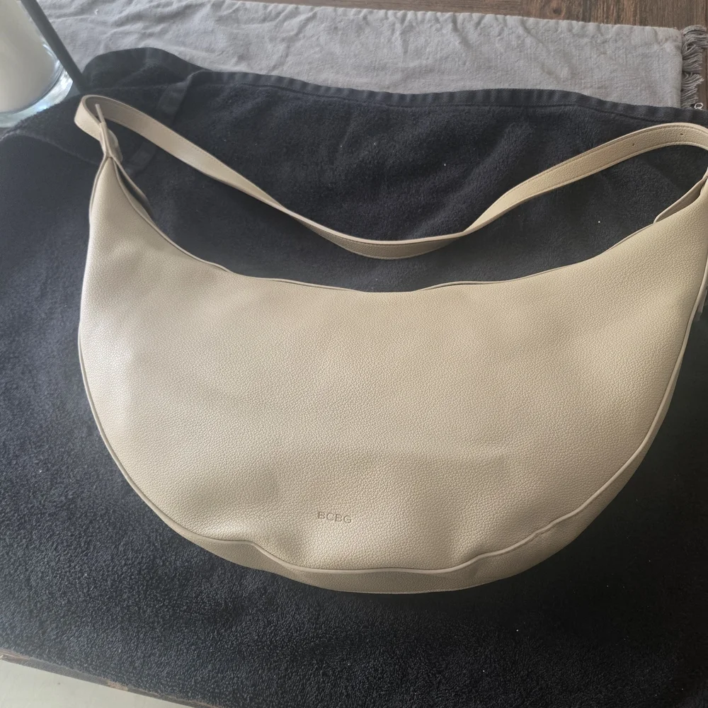 BCBG Faux Leather Beige Shoulder Bag EUC
